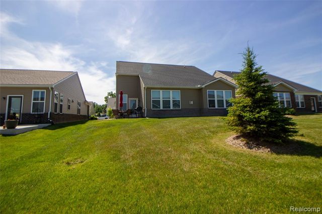 4897 Mayer St, Canton, MI 48188