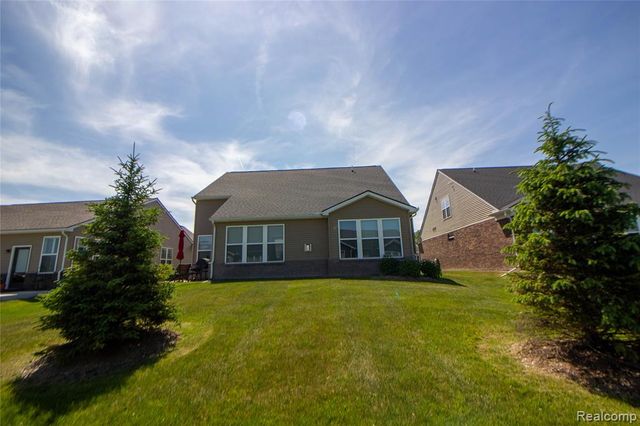 4897 Mayer St, Canton, MI 48188