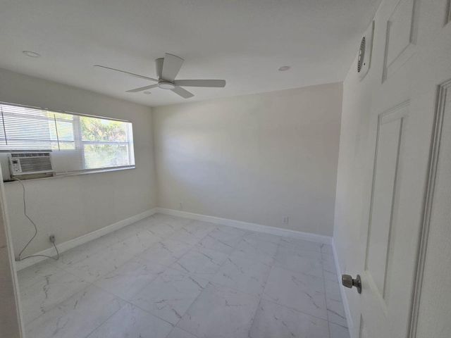 620 S Broadway 4, Lantana, FL 33462