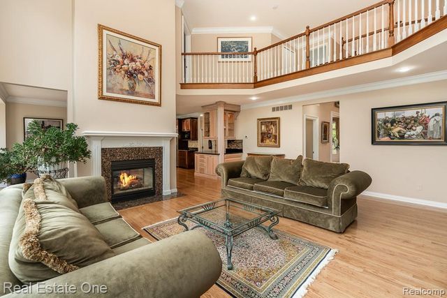 2483 Spyglass Drive, Oakland, MI 48363