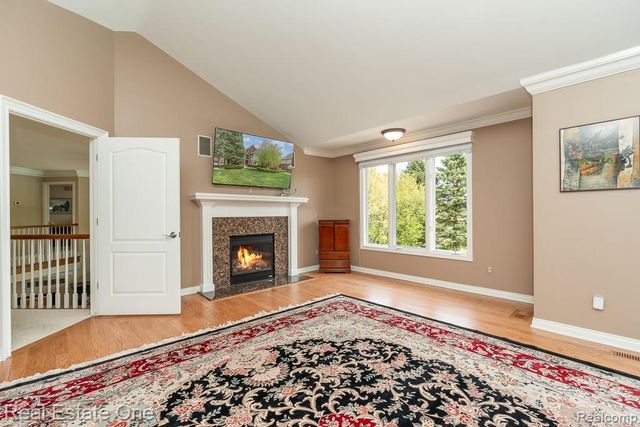 2483 Spyglass Drive, Oakland, MI 48363