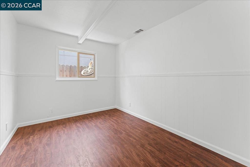 Image 18 of property listing at 341 Arcade Blvd, Sacramento, CA 95815