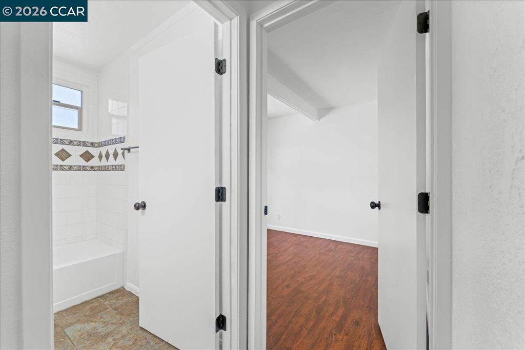 Image 21 of property listing at 341 Arcade Blvd, Sacramento, CA 95815