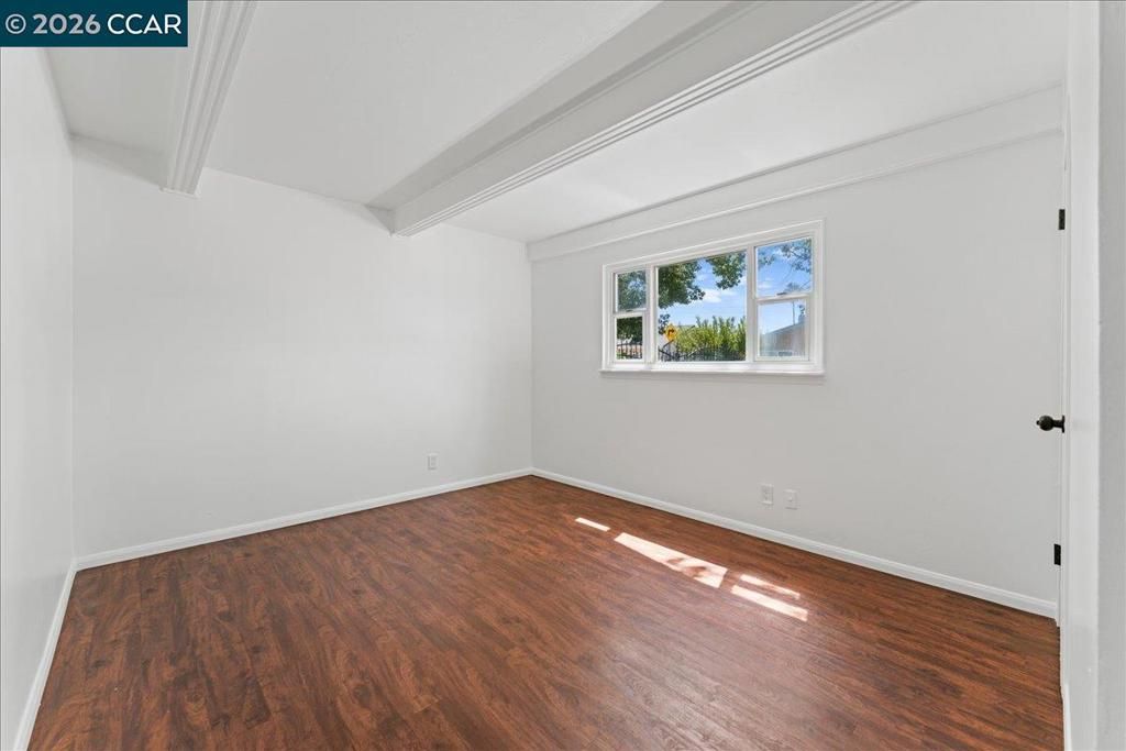 Image 23 of property listing at 341 Arcade Blvd, Sacramento, CA 95815