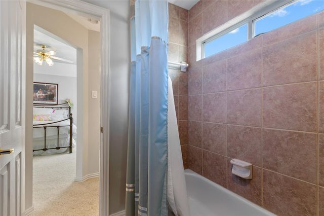 12522 Clover Walk Lane, Houston, TX 77041