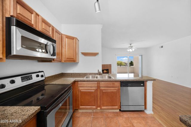16013 S DESERT FOOTHILLS Parkway 2153, Phoenix, AZ 85048