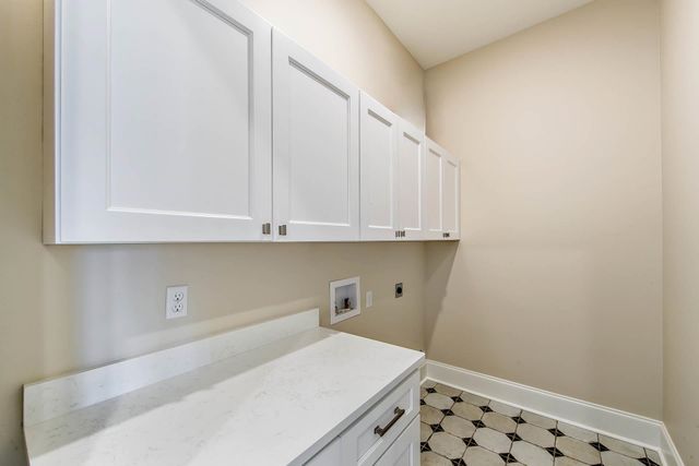 1313 Rosedown Dr, Thibodaux, LA 70301