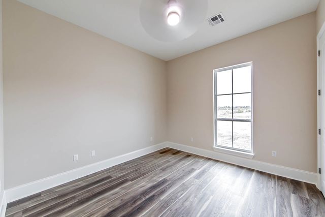 1313 Rosedown Dr, Thibodaux, LA 70301