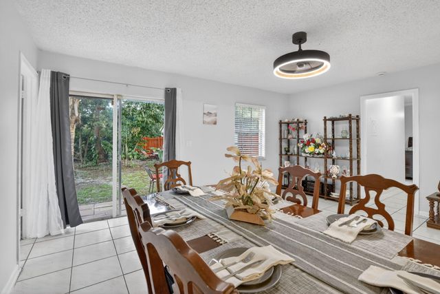 1411 NW 89th Avenue, Pembroke Pines, FL 33024