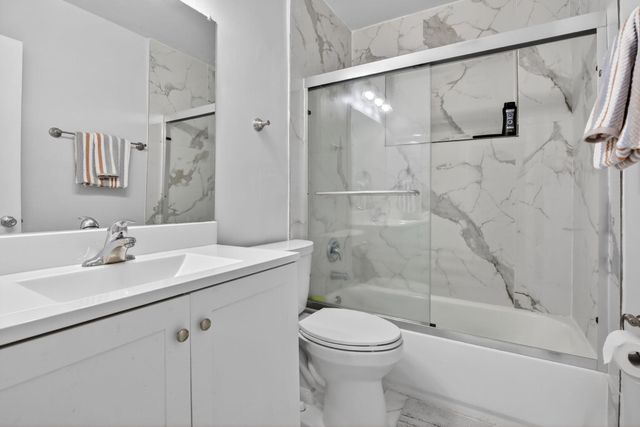 1411 NW 89th Avenue, Pembroke Pines, FL 33024