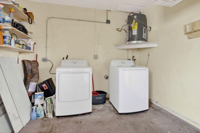 1411 NW 89th Avenue, Pembroke Pines, FL 33024