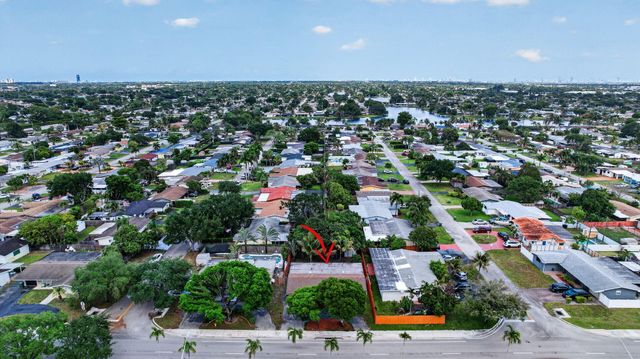 1411 NW 89th Avenue, Pembroke Pines, FL 33024