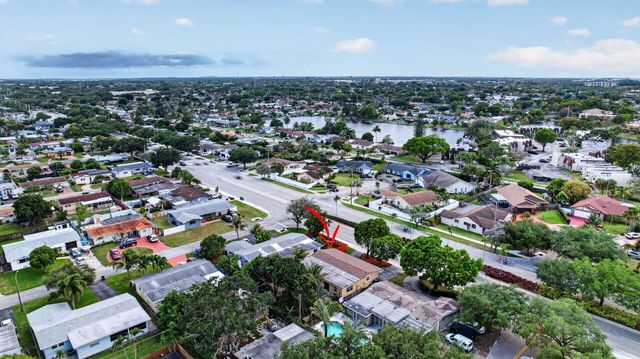 1411 NW 89th Avenue, Pembroke Pines, FL 33024