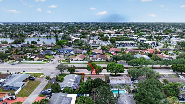1411 NW 89th Avenue, Pembroke Pines, FL 33024