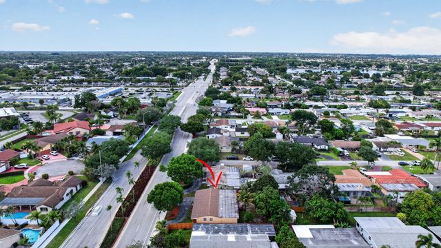 1411 NW 89th Avenue, Pembroke Pines, FL 33024