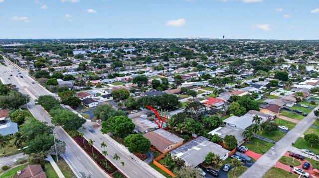 1411 NW 89th Avenue, Pembroke Pines, FL 33024