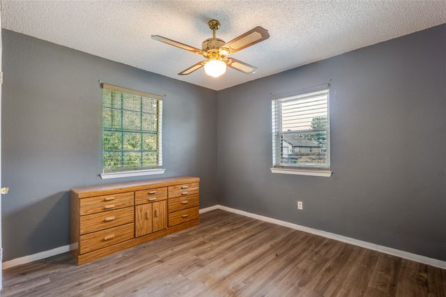 312 Birchwood Street, Azle, TX 76020