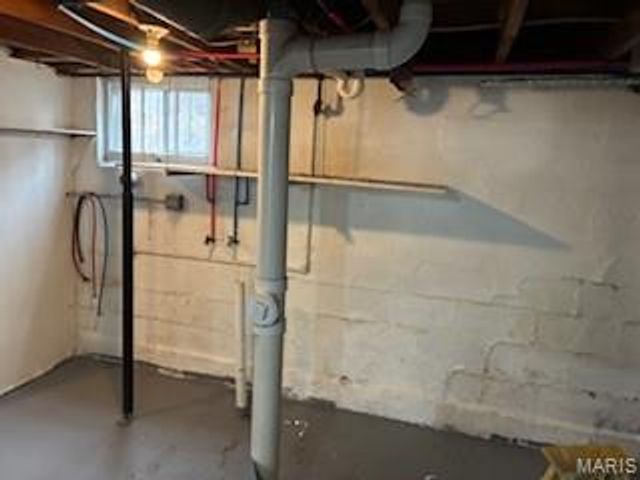 5218 Fletcher Street, Jennings, MO 63136