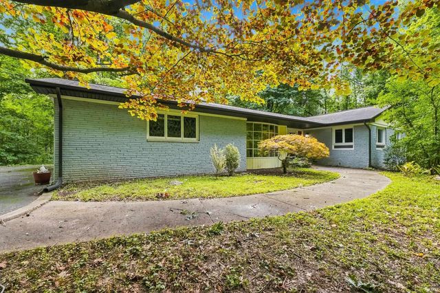 3529 Rosewood Drive, Fort Wayne, IN 46804
