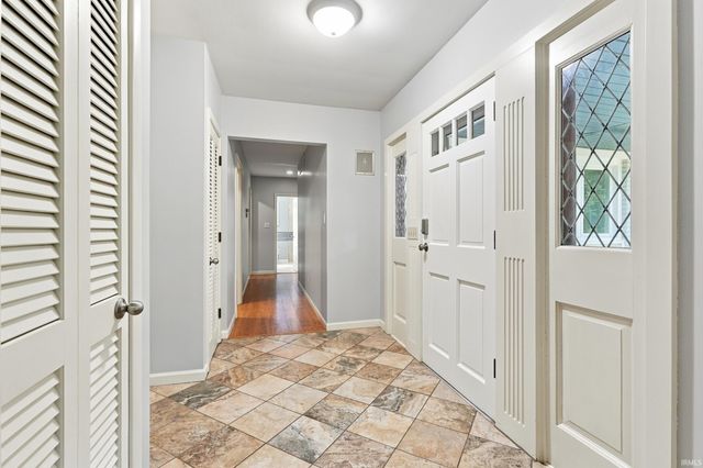 3529 Rosewood Drive, Fort Wayne, IN 46804