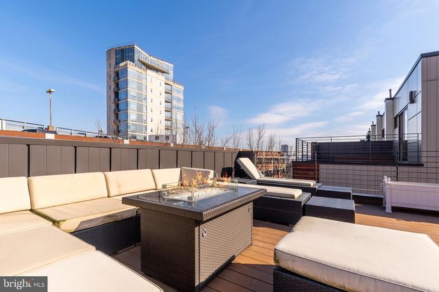 141 S HANCOCK ST, Philadelphia, PA 19106