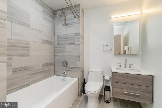 141 S HANCOCK ST, Philadelphia, PA 19106