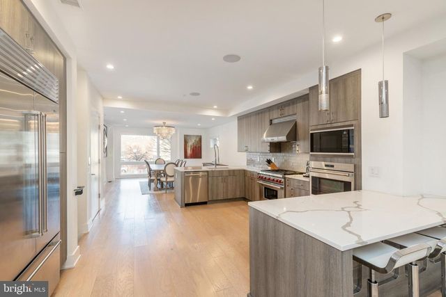 141 S HANCOCK ST, Philadelphia, PA 19106