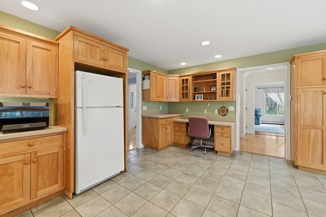 9 Woodcliffe Road, Lexington, MA 02421