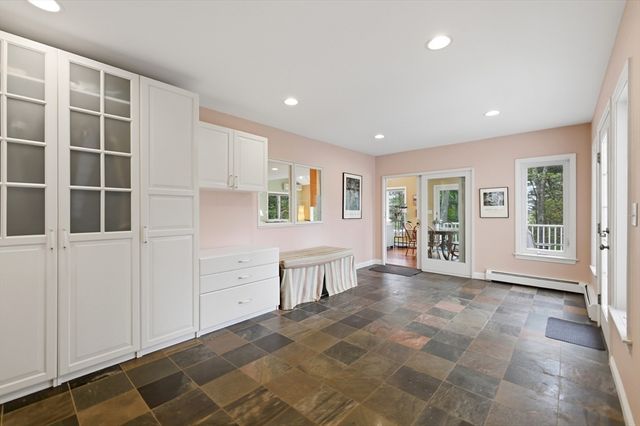 9 Woodcliffe Road, Lexington, MA 02421