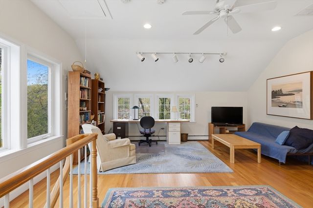 9 Woodcliffe Road, Lexington, MA 02421