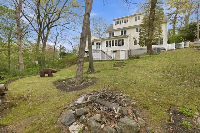 9 Woodcliffe Road, Lexington, MA 02421