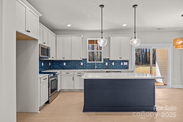 2295 Lee Lawing Road, Lincolnton, NC 28092