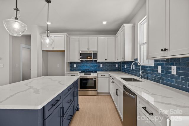 2295 Lee Lawing Road, Lincolnton, NC 28092