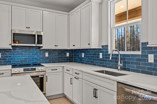 2295 Lee Lawing Road, Lincolnton, NC 28092