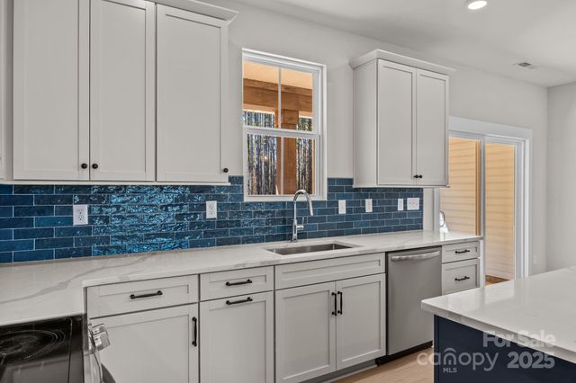 2295 Lee Lawing Road, Lincolnton, NC 28092