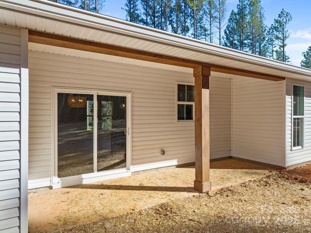 2295 Lee Lawing Road, Lincolnton, NC 28092