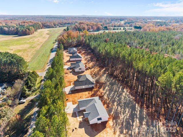 2295 Lee Lawing Road, Lincolnton, NC 28092