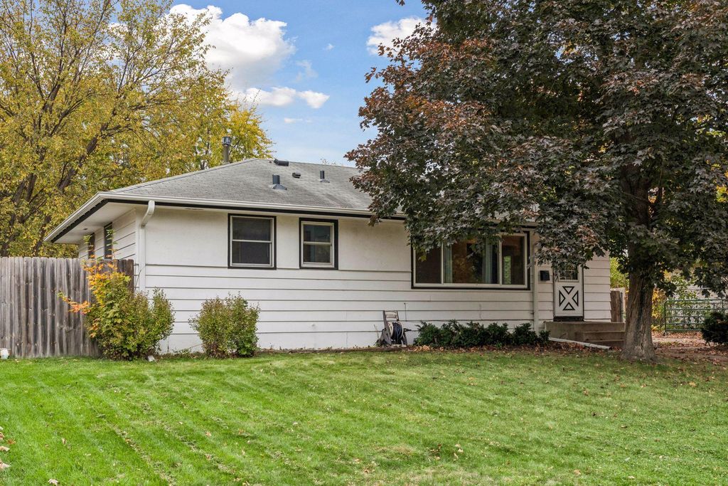 7006 Ewing Avenue N, Brooklyn Center, MN 55429 — exterior