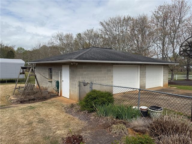 121 Nautical Way, Anderson, SC 29625