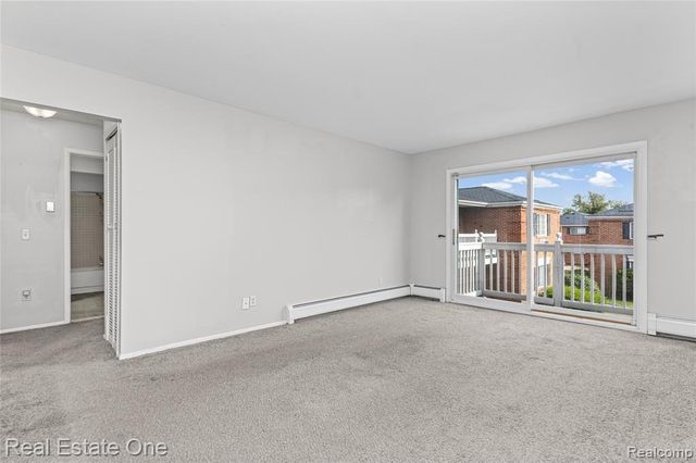 2405 Torquay Avenue 207, Royal Oak, MI 48073