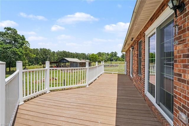 321 Lake Park Road, Asheboro, NC 27205