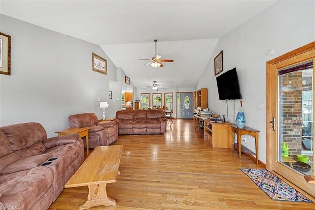 321 Lake Park Road, Asheboro, NC 27205