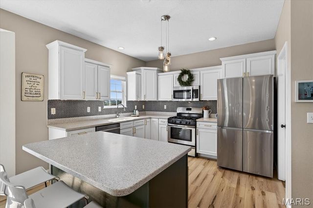 7008 Bellingham Circle, O'fallon, IL 62269