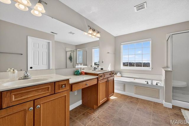 7008 Bellingham Circle, O'fallon, IL 62269