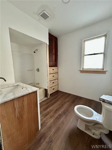 24 Matejko Street, Buffalo, NY 14206