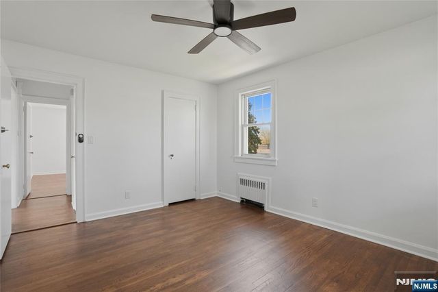 38 E Ridgewood Avenue, Paramus, NJ 07652