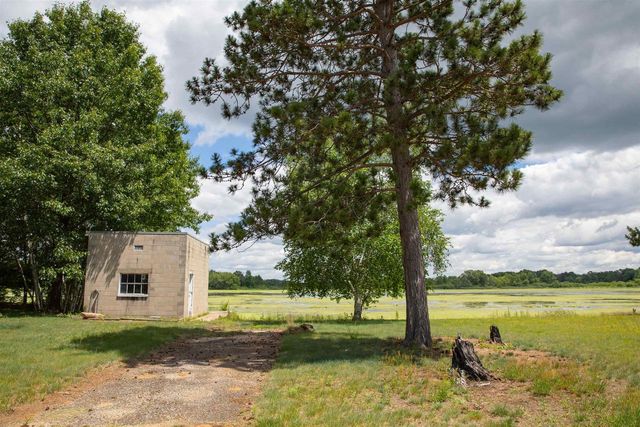 N6838 County Rd B, Montello, WI 53949