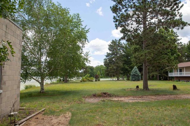 N6838 County Rd B, Montello, WI 53949