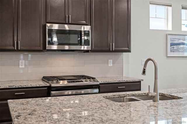 8834 S Sicily Court, Aurora, CO 80016