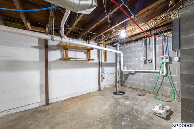 1649 S 16Th Street, Lincoln, NE 68502